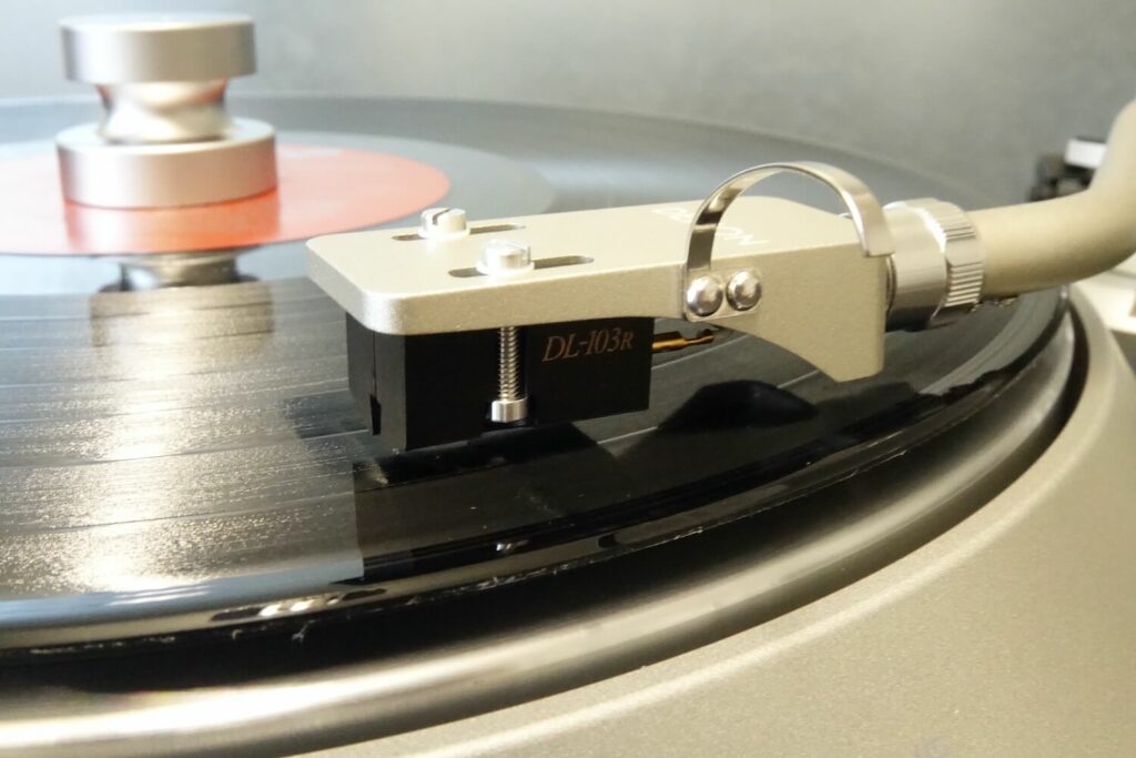 Denon DP-3000NE High-End Plattenspieler mit Direktantrieb